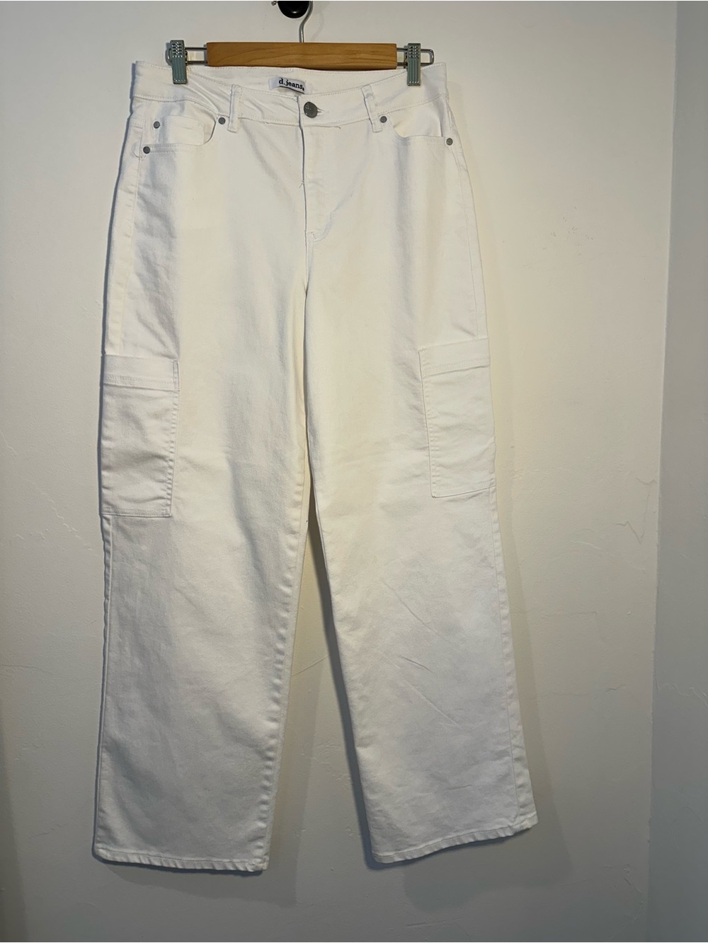 d. jeans White Wide Leg Cargo Style Jeans - Picture 3 of 12